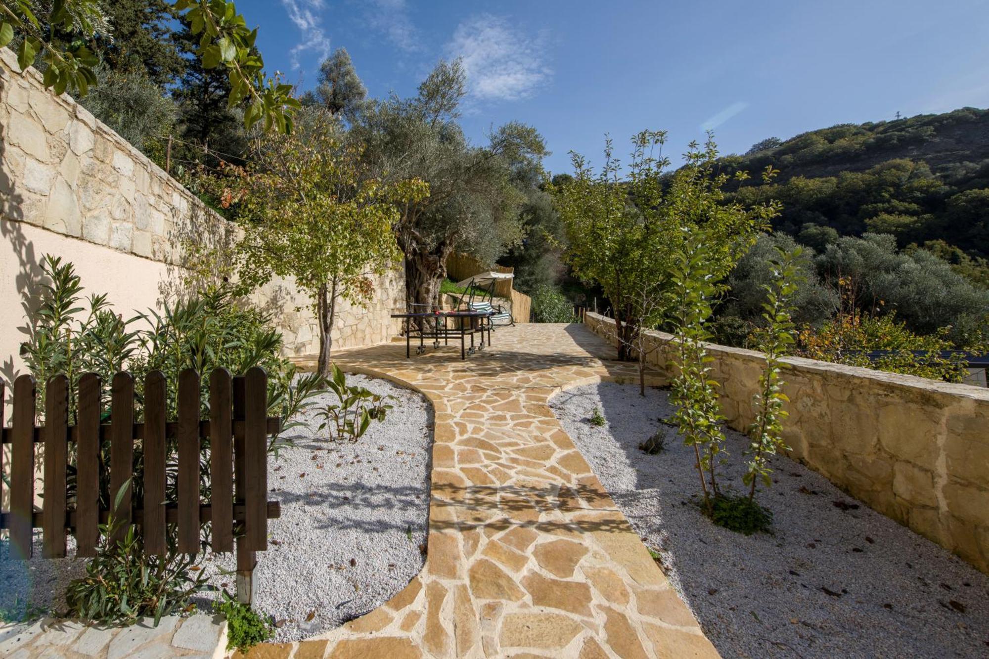 Serenity River Villa Palaiochora Exterior photo